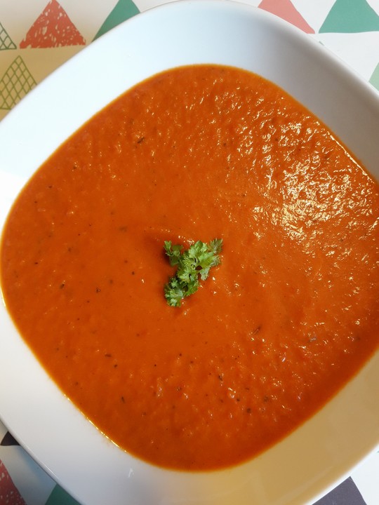 Einfache Paprika - Tomaten - Suppe von elanda | Chefkoch.de