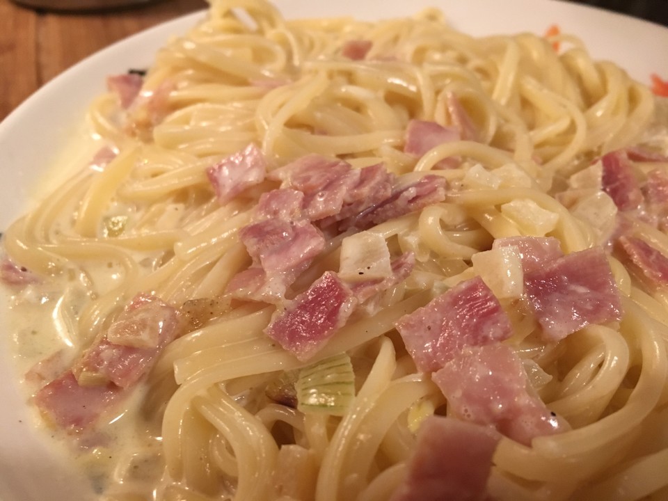 Spaghetti mit Schinken - Sahne - Soße von Jockelchen | Chefkoch.de
