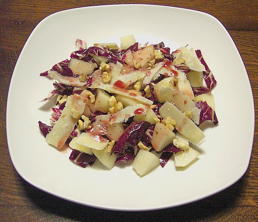 Radicchio - Birnen - Salat mit Walnüssen und Parmesan von elanda ...