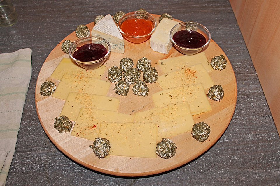 Frischkäse - Pralinen mit Kräutern von souzel | Chefkoch.de