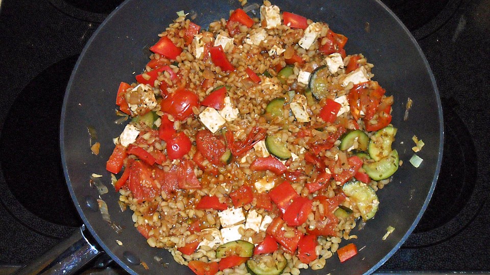 Mediterrane Zucchini Pfanne Mit Reis Und Feta