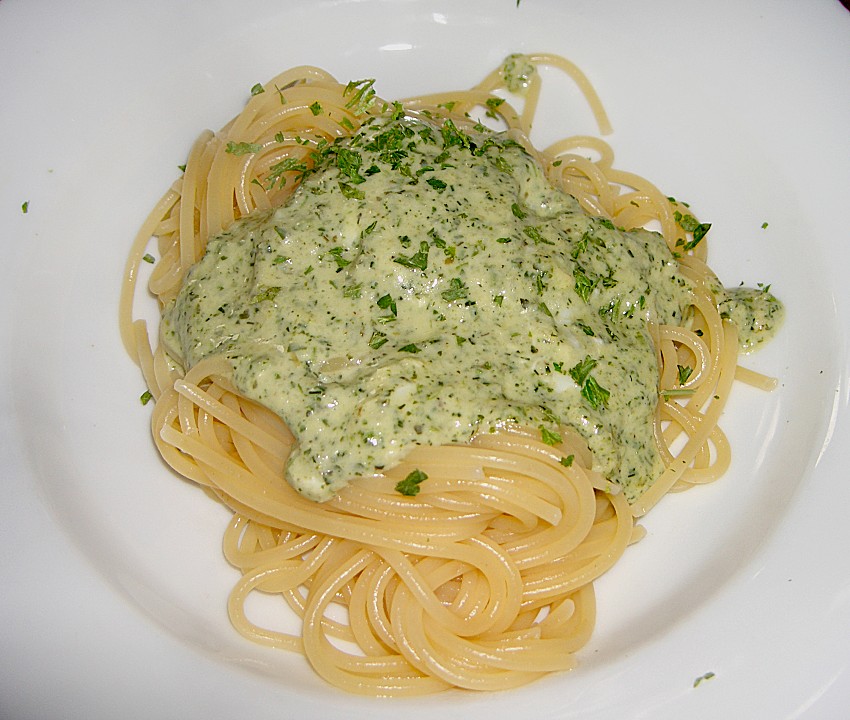 Spaghetti mit Sahne - Kräuter - Sauce von schorsch12 | Chefkoch.de