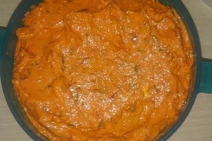 Würzige Tomatenbutter 5