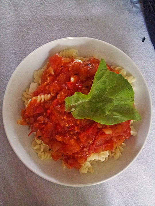 Schnelle Tomaten-Mozzarella-Sauce von CarinaSt | Chefkoch.de