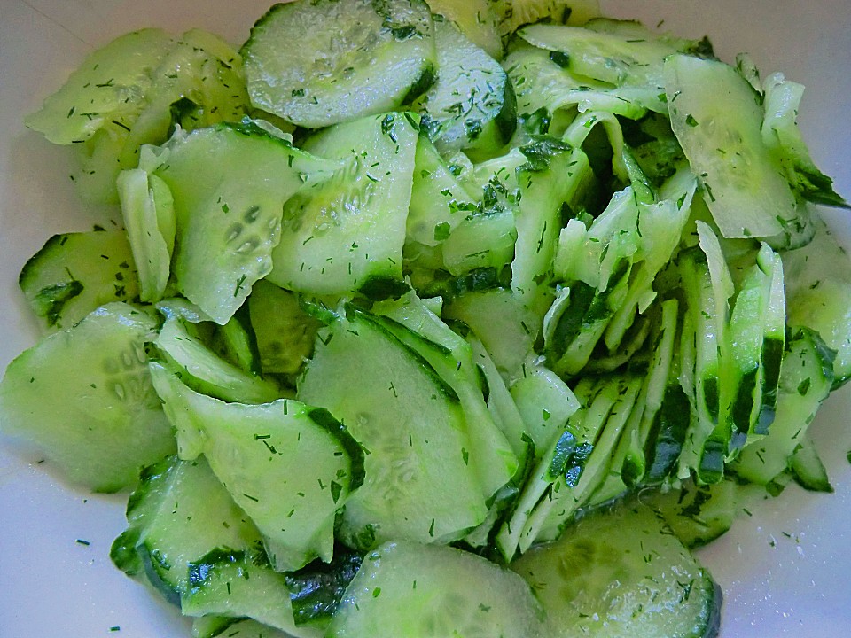 Gurkensalat mit Dill von alegra84 | Chefkoch.de Gurkensalat mit Dill von alegra84 | Chefkoch.de