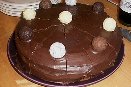 Burgis Sachertorte - eine wienerische Variante 80
