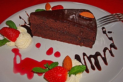 Burgis Sachertorte - eine wienerische Variante 19