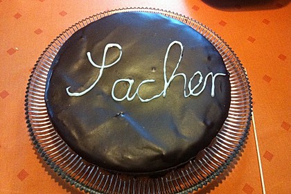 Burgis Sachertorte - eine wienerische Variante 23