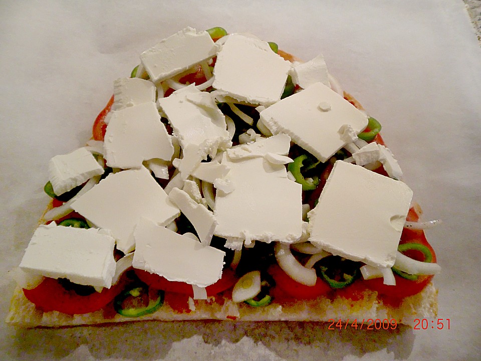 Fladenbrot mit Tomaten und Feta - Käse gefüllt von Daniela1603 ...