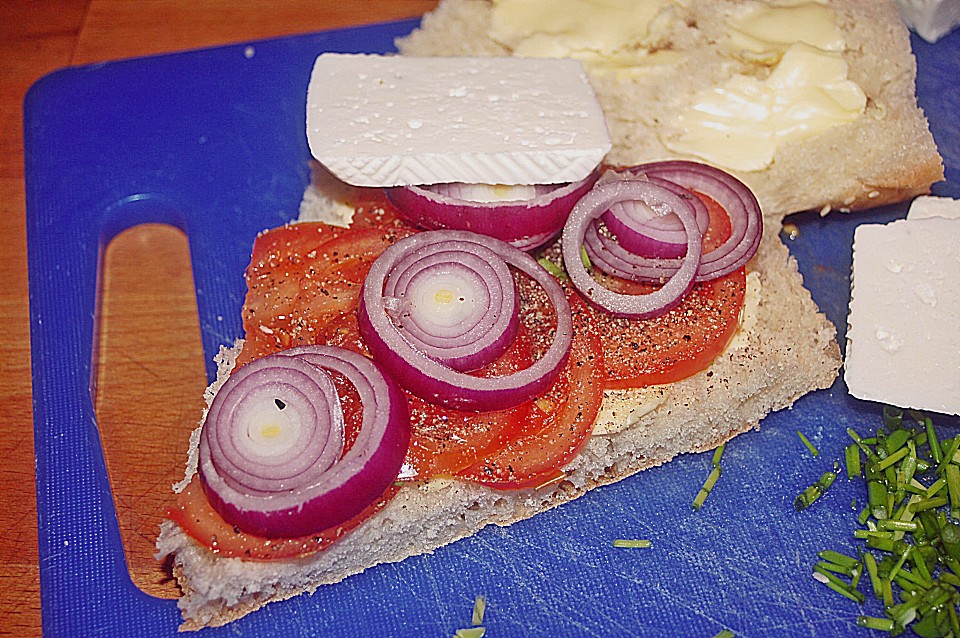 Fladenbrot mit Tomaten und Feta - Käse gefüllt von Daniela1603 ...