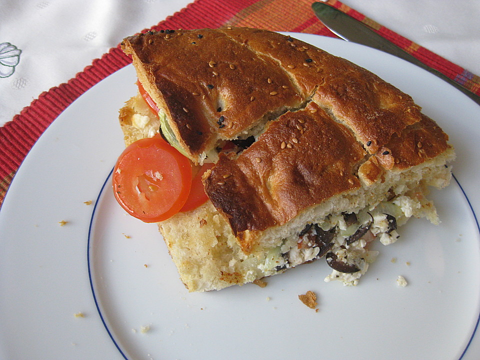 Fladenbrot mit Tomaten und Feta - Käse gefüllt von Daniela1603 ... Fladenbrot mit Tomaten und Feta - Käse gefüllt von Daniela1603 ...
