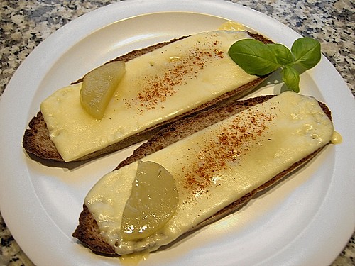 Käsebrot Resteverwertung Für Altbrot — Rezepte Suchen