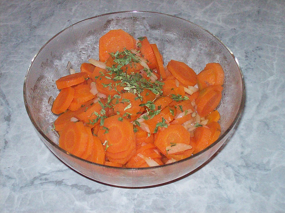 Karotten - Salat von schokokeksgeli | Chefkoch.de