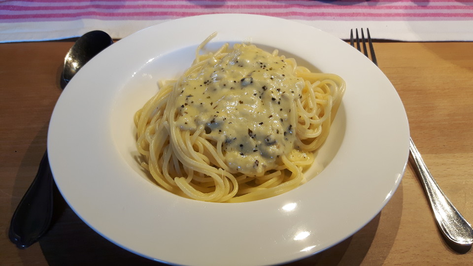 Tortellini in Schinken - Käse - Sahne - Soße von Joannya02 | Chefkoch.de