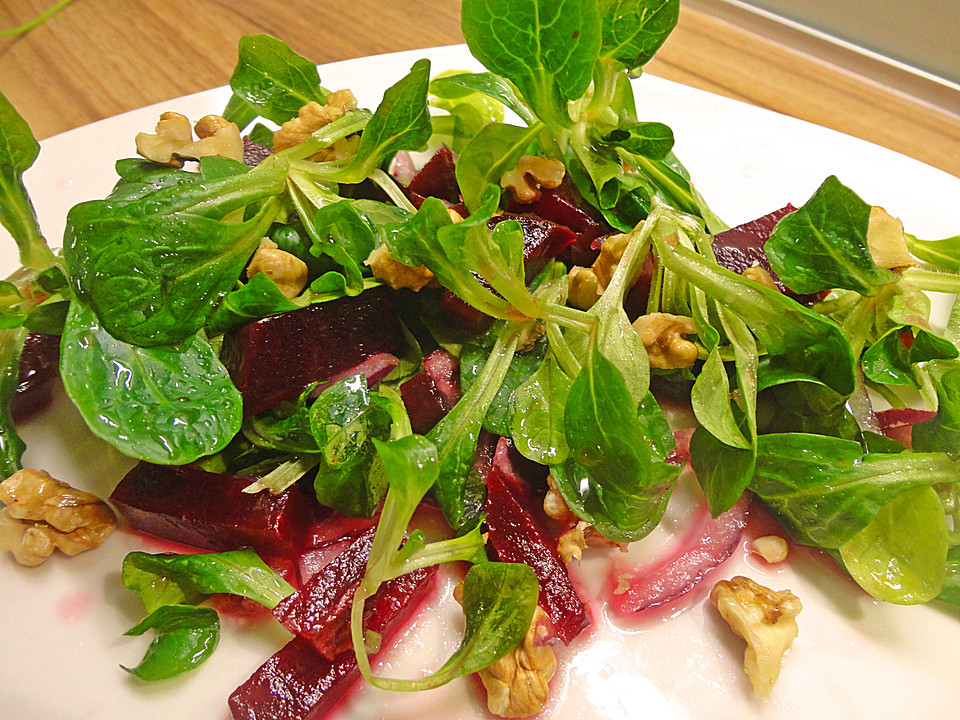 Feldsalat mit Roter Bete von drossel | Chefkoch.de