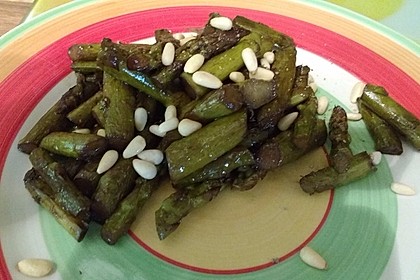 Gebratener grüner Spargel 14