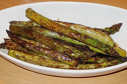 Gebratener grüner Spargel 6