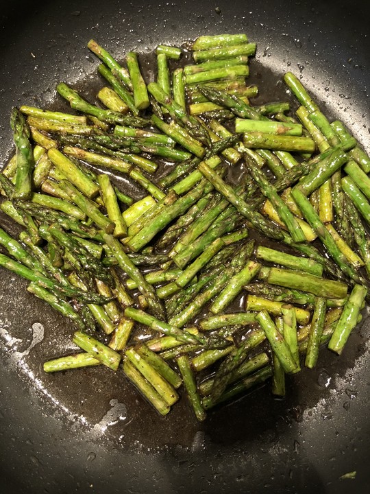Gebratener grüner Spargel von Ralf-wilfried | Chefkoch.de