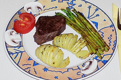Gebratener grüner Spargel 30