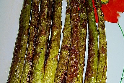 Gebratener grüner Spargel 22