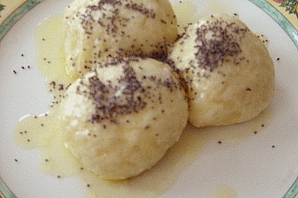 Germknödel mit Powidl 60