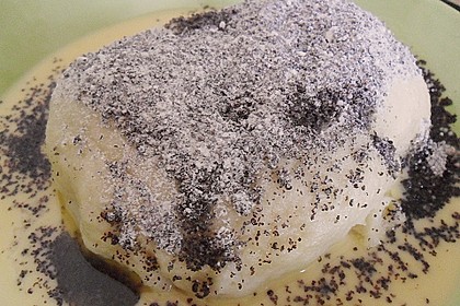 Germknödel mit Powidl 42