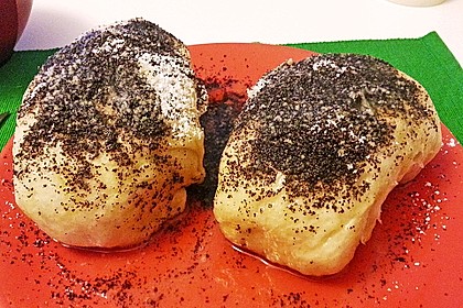 Germknödel mit Powidl 33