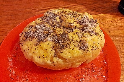 Germknödel mit Powidl 45
