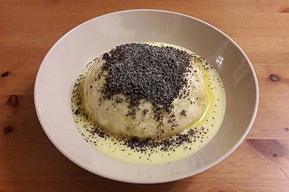 Germknödel mit Powidl 38
