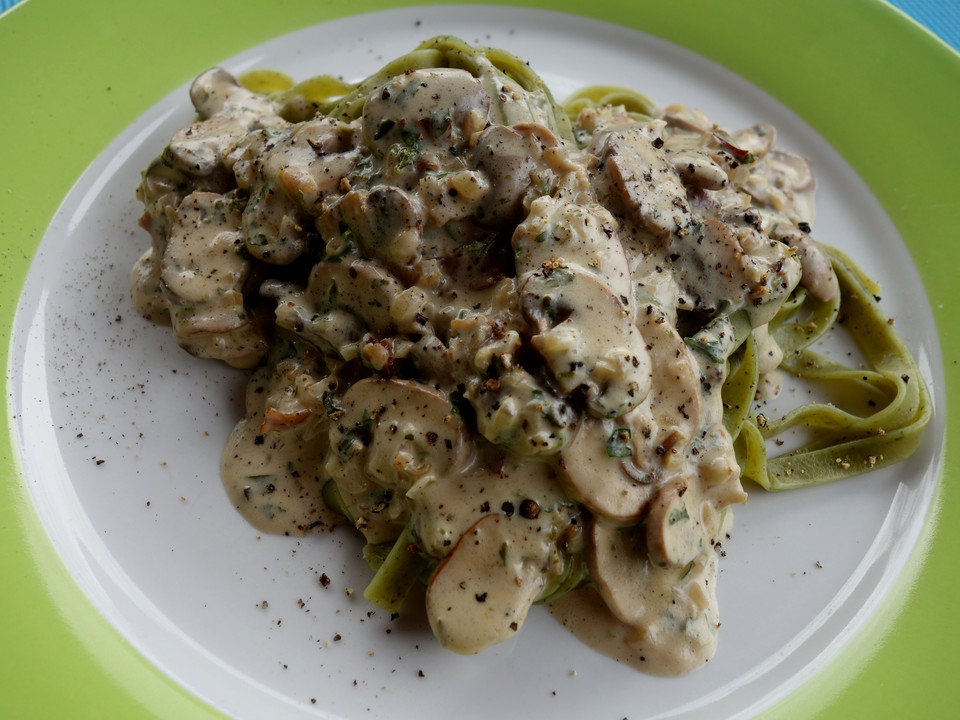 Pasta mit Pilzragout von jennybee | Chefkoch.de