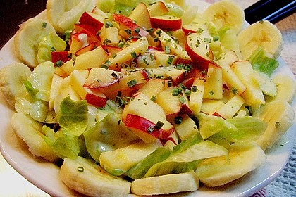 Eisbergsalat mit fruchtiger Note und Joghurt - Dressing 4