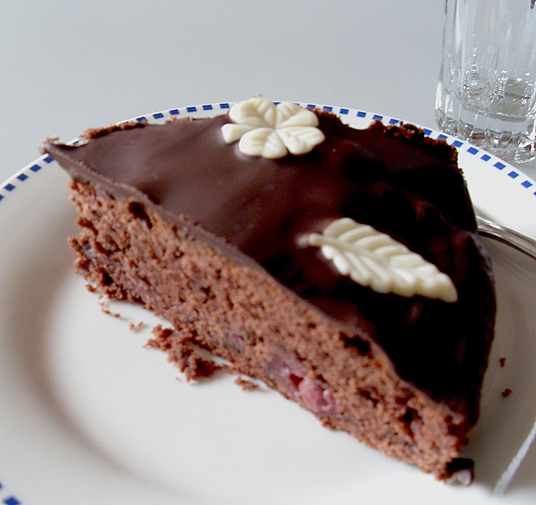 Kirsch - Schokoladen - Kuchen von brisane | Chefkoch.de