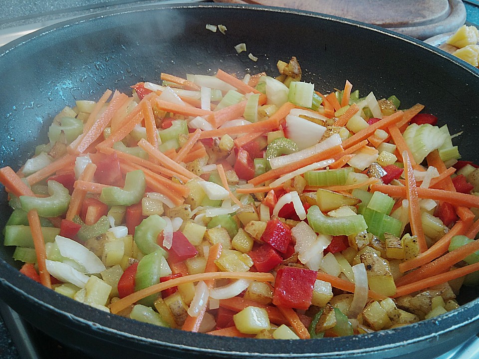 Süß - scharfes Kokos - Gemüse - Curry von Flunx | Chefkoch.de