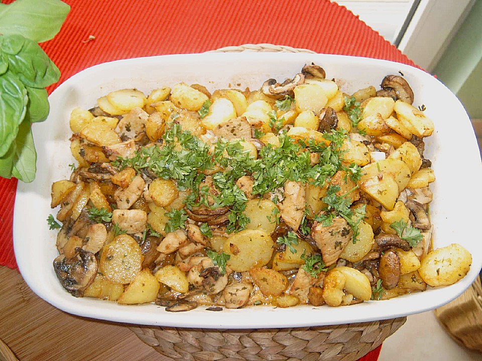Hühnchen - Kartoffel - Pilz - Topf von Joannya02 | Chefkoch.de