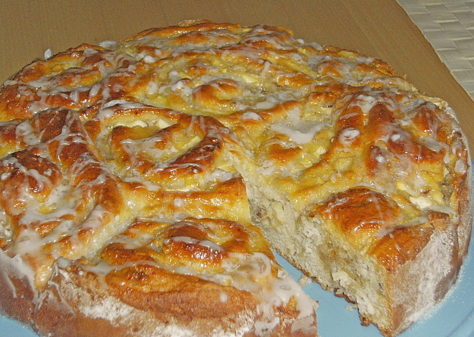 Apfel - Marzipan - Kuchen von buddelinchen | Chefkoch.de