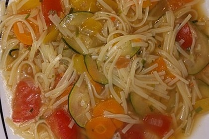 15 Minuten Gemüse-Nudel-Suppe 71