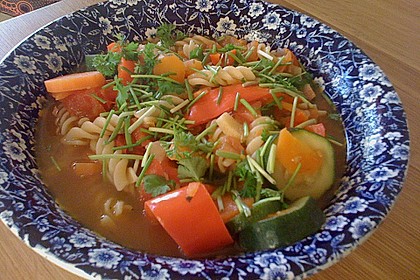 15 Minuten Gemüse-Nudel-Suppe 14