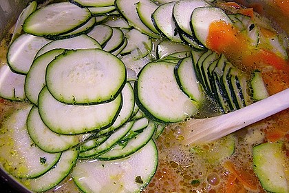 15 Minuten Gemüse-Nudel-Suppe 83