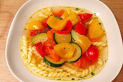 15 Minuten Gemüse-Nudel-Suppe 13