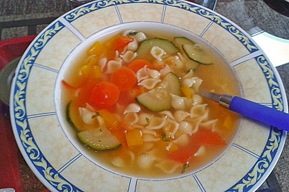 15 Minuten Gemüse-Nudel-Suppe 42