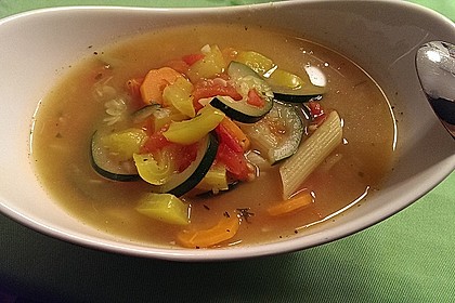 15 Minuten Gemüse-Nudel-Suppe 30