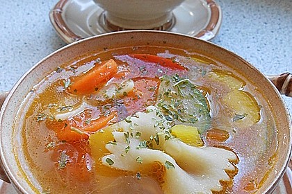 15 Minuten Gemüse-Nudel-Suppe 2