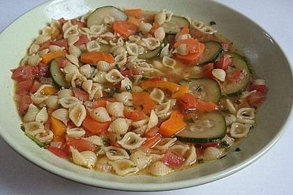 15 Minuten Gemüse-Nudel-Suppe 29