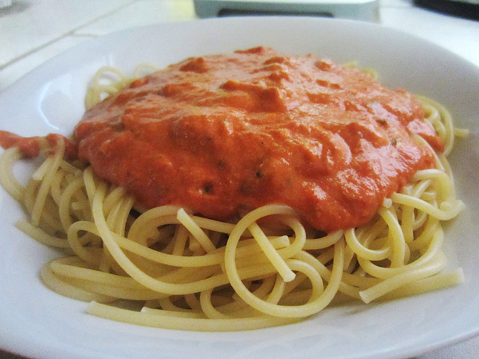 Spaghetti mit Tomaten - Sahne - Sauce von Sandyhase | Chefkoch.de