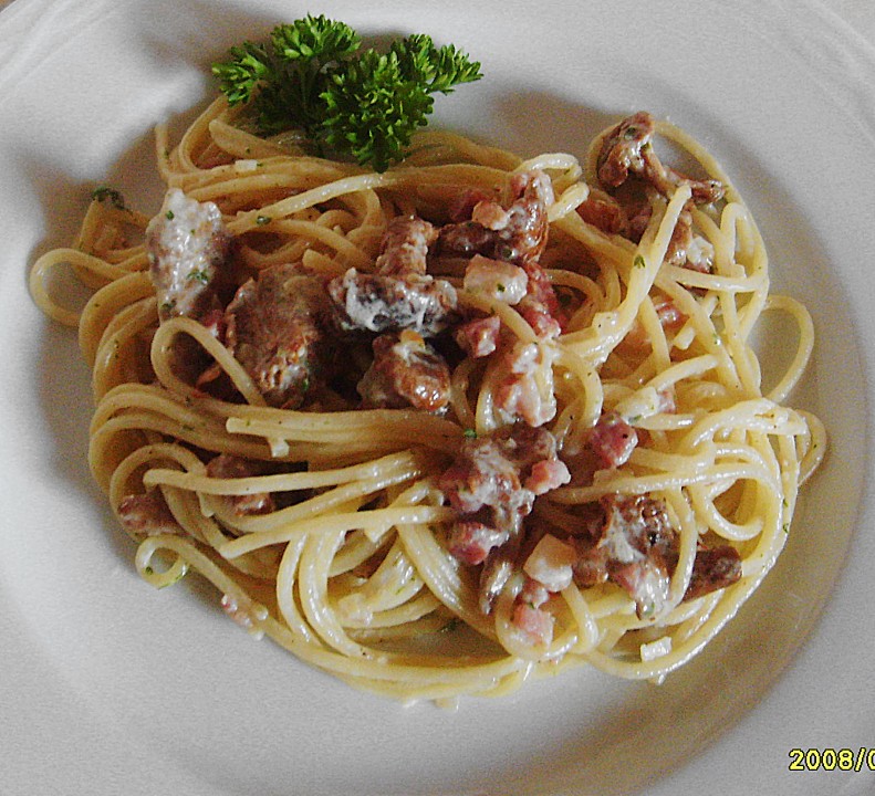 Spaghetti mit Pfifferlingen von Edina | Chefkoch.de