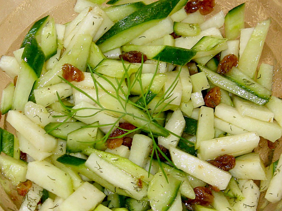 Kohlrabi - Gurken - Rohkost von Gummiadler | Chefkoch.de Kohlrabi - Gurken - Rohkost von Gummiadler | Chefkoch.de