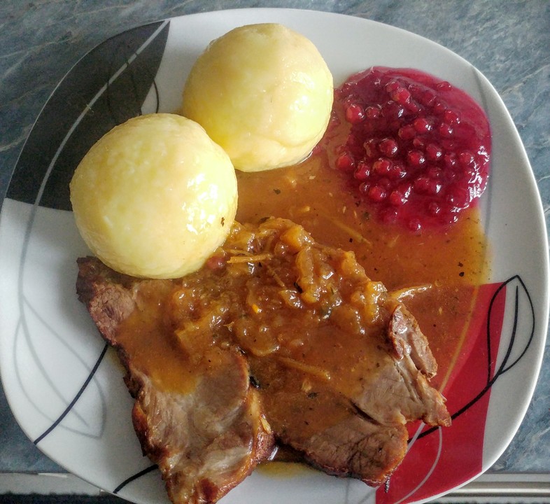Schweinenacken in Apfelsauce - Ein raffiniertes Rezept | Chefkoch.de
