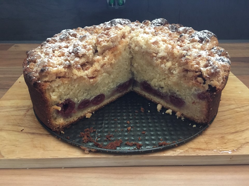 Kirsch - Streusel - Kuchen von wilana | Chefkoch.de