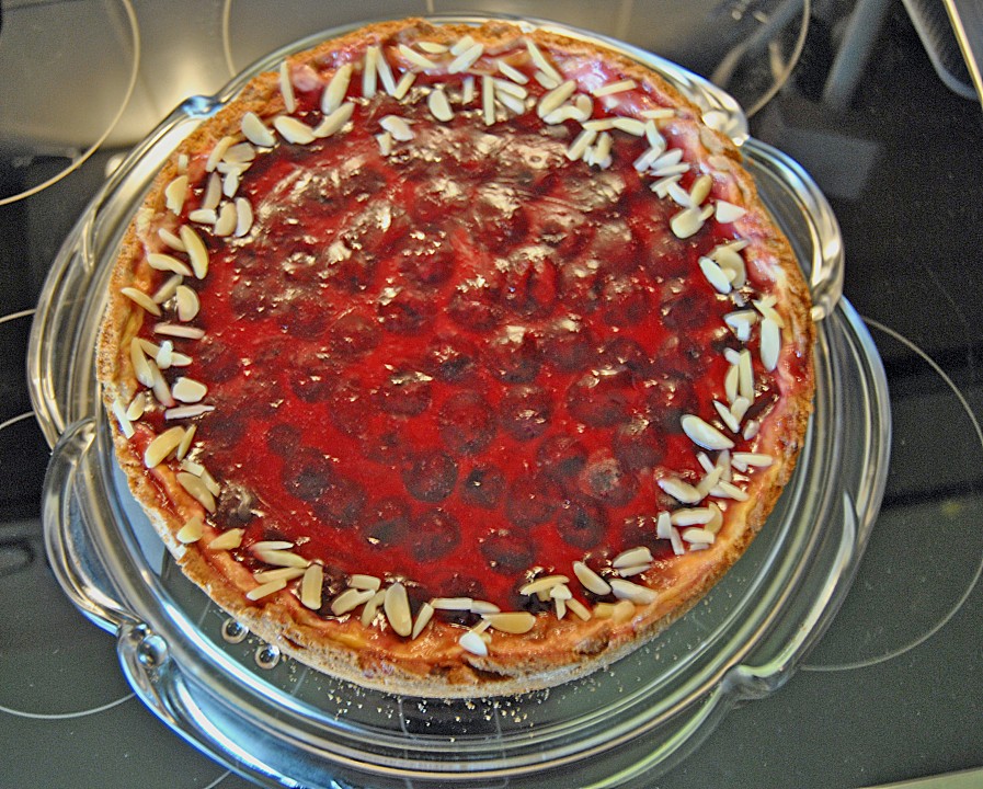 Quench - Schmand - Kuchen mit Kirschen von Ankahat | Chefkoch.de