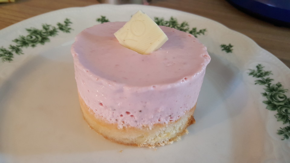 Erdbeer - Joghurt - Törtchen von luna65 | Chefkoch.de